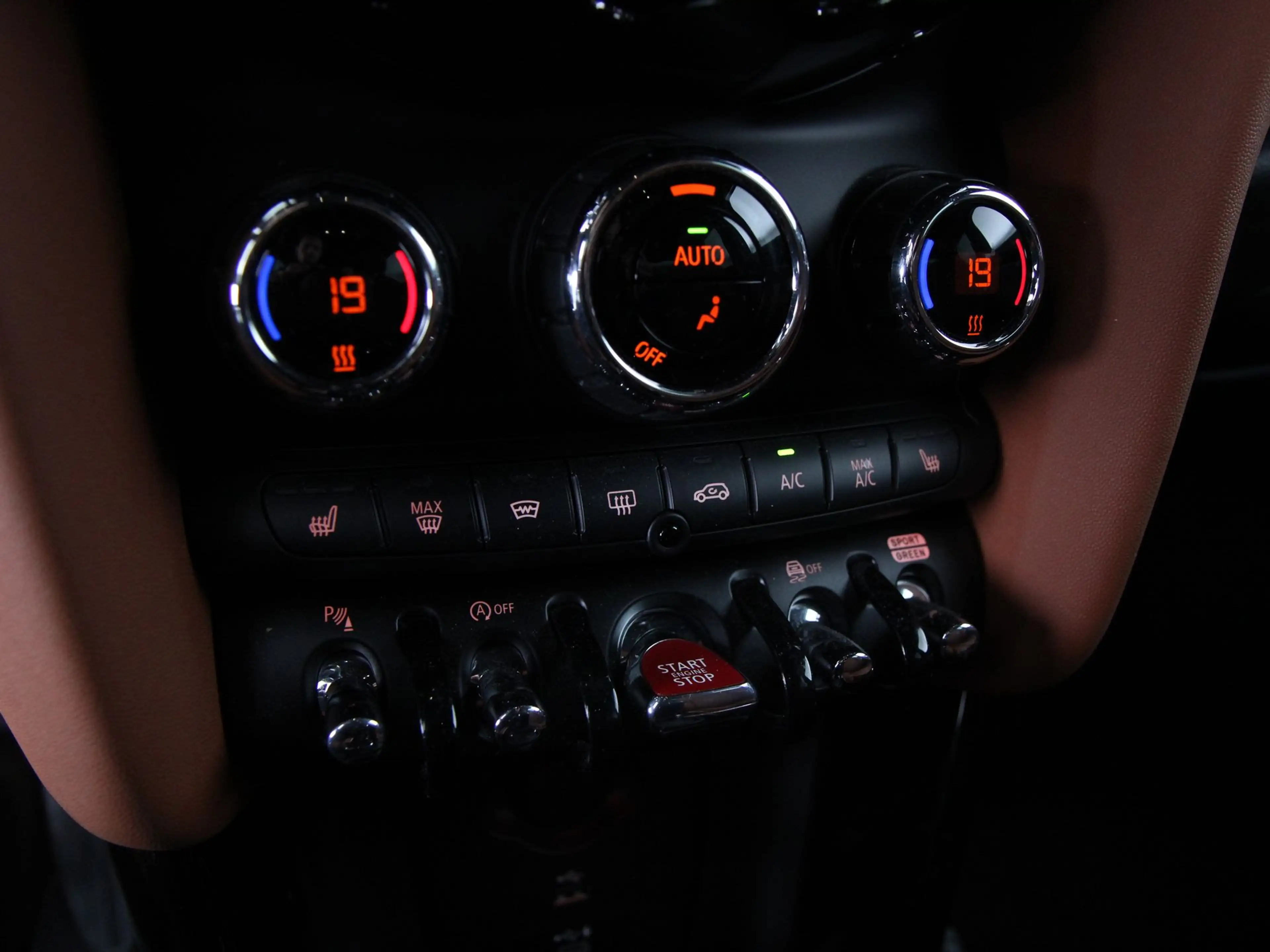 MINI Cooper S 5-deurs Rockingham GT Aut. — photo 15
