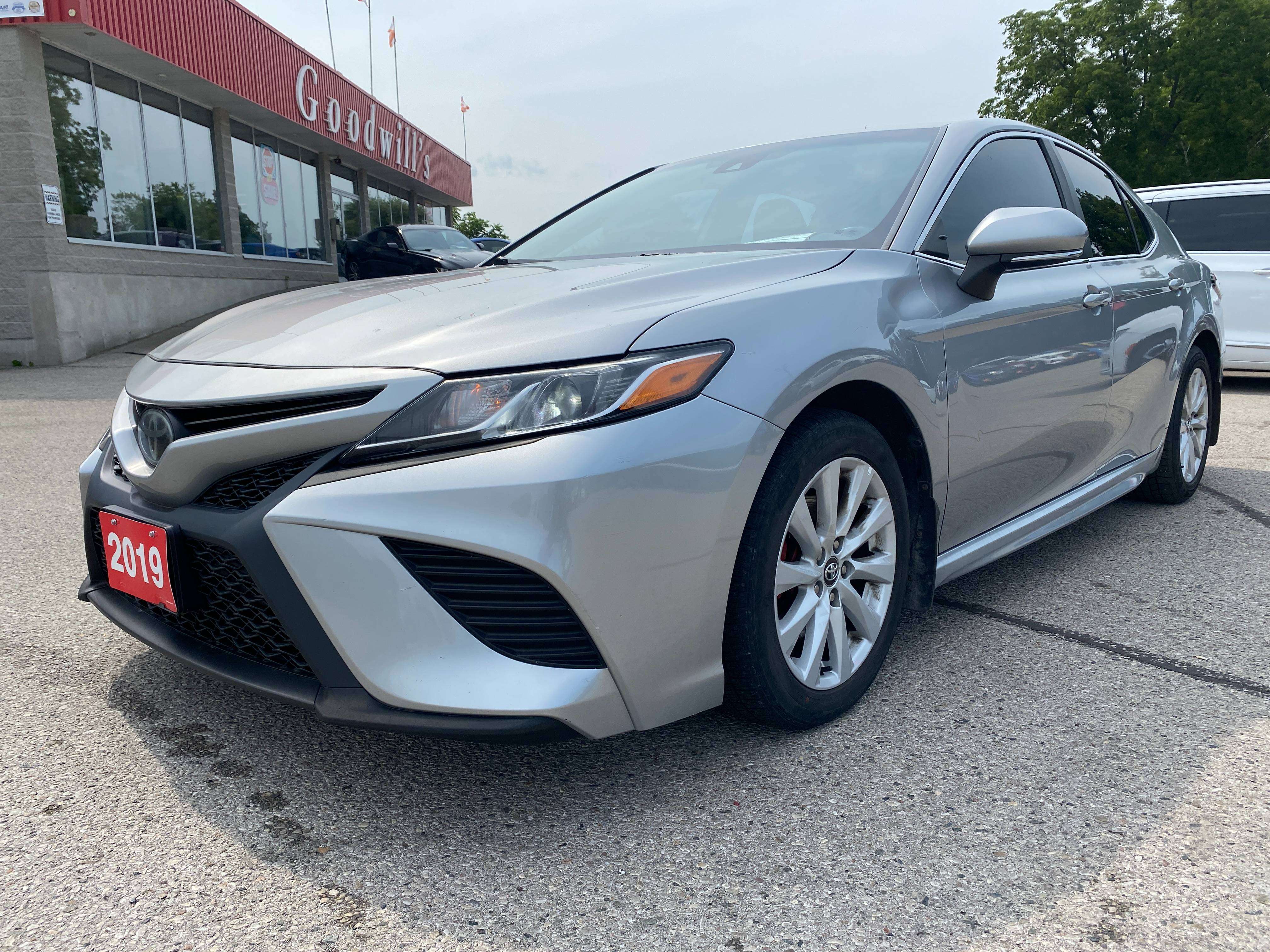 2019 Toyota Camry Sedan