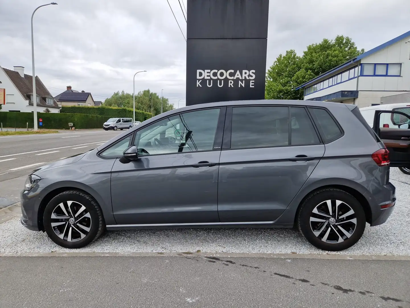 Volkswagen Golf Sportsvan 1.0 TSI IQ.Drive/Camera/ Navi/ Carplay/ AutoAirco Gris - 2