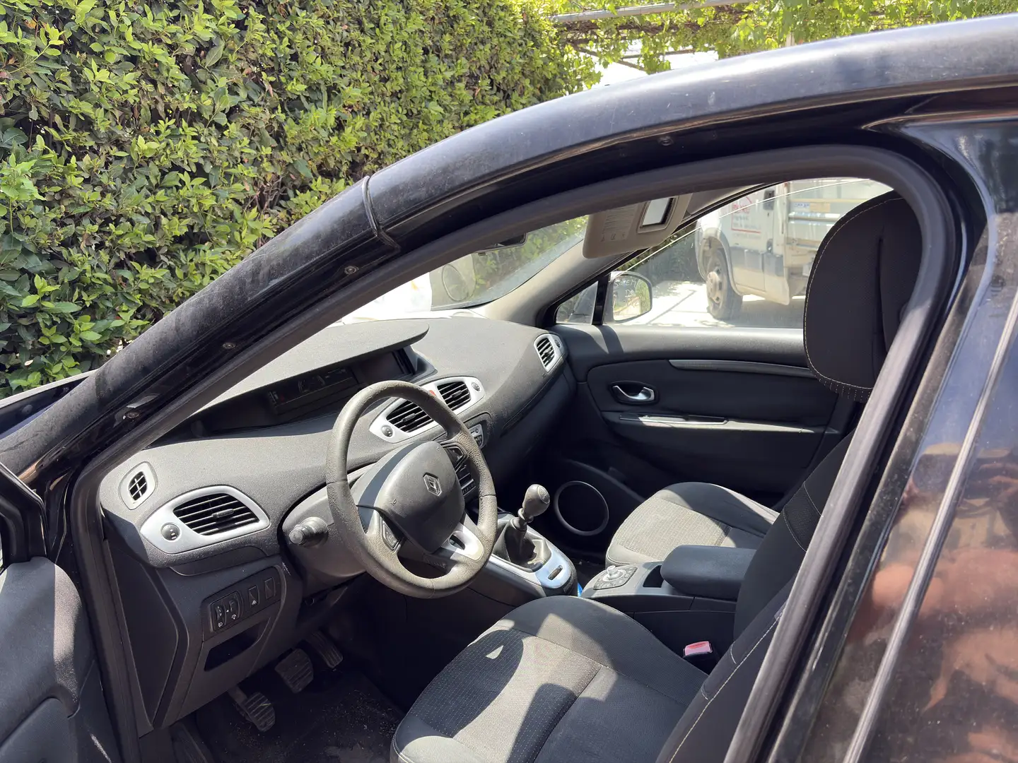 Renault Scenic 1.5 dci Dynamique c/TomTom Nero - 2
