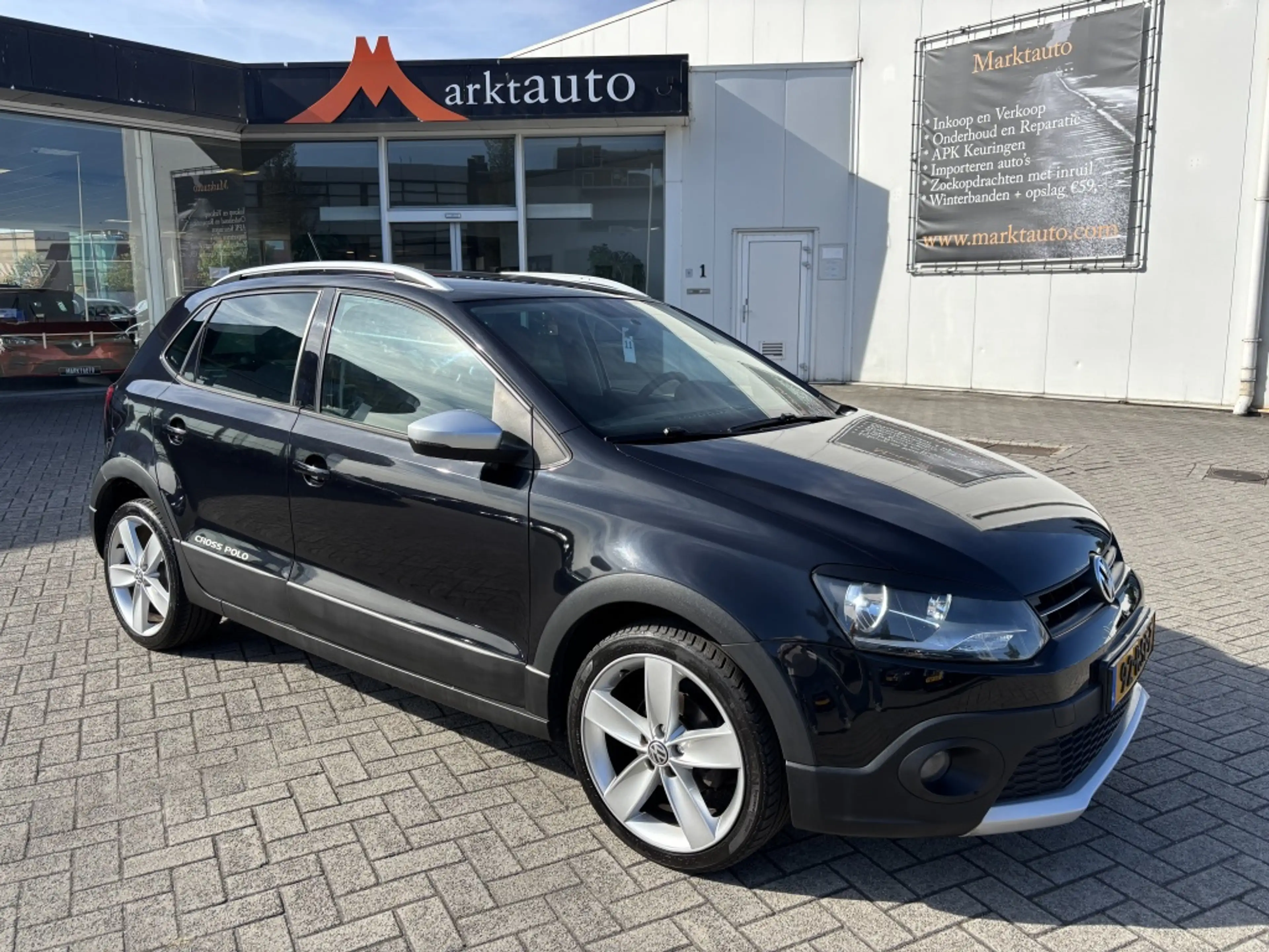 Volkswagen Polo Cross 1.4-16V Cruise Airco Navi Bluetooth