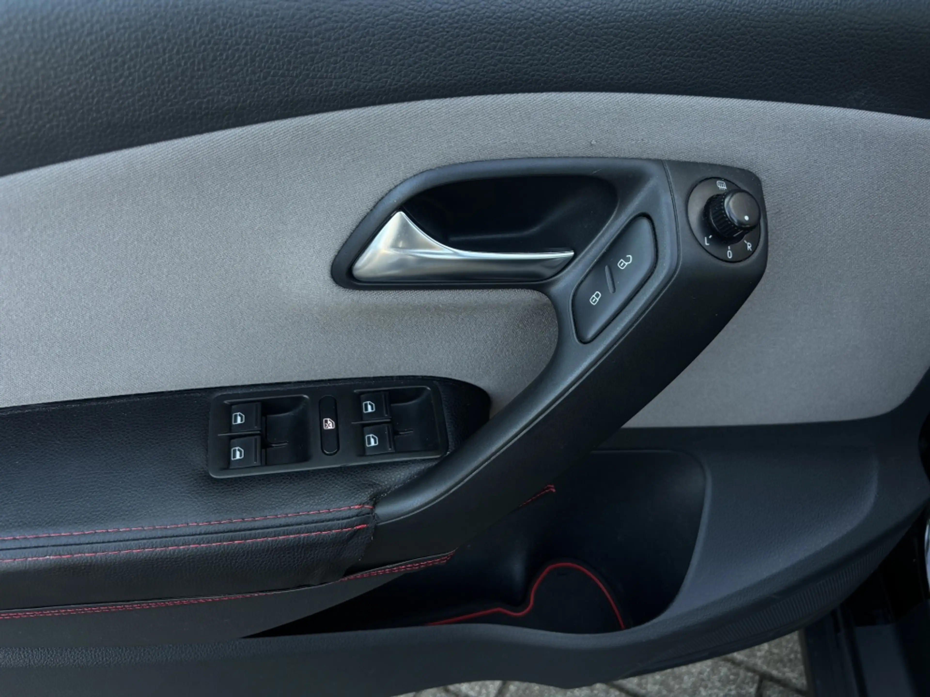 Volkswagen Polo Cross 1.4-16V Cruise Airco Navi Bluetooth — photo 15