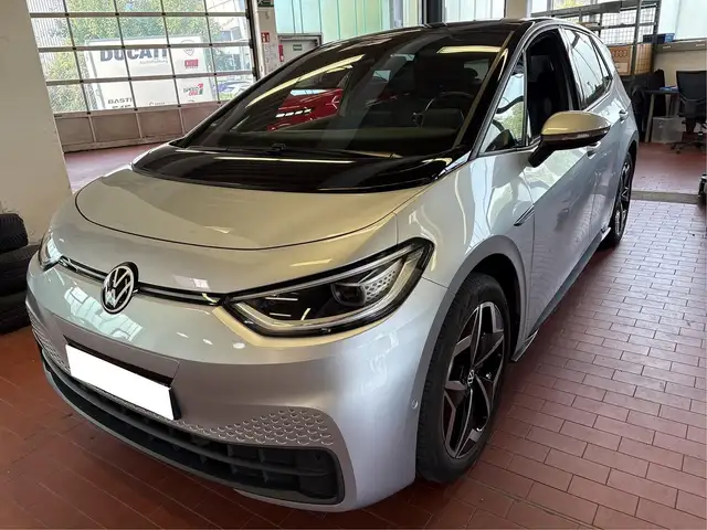 Volkswagen ID.3 PRO PERFORMANCE MATRIX ACC KAMERA DAB