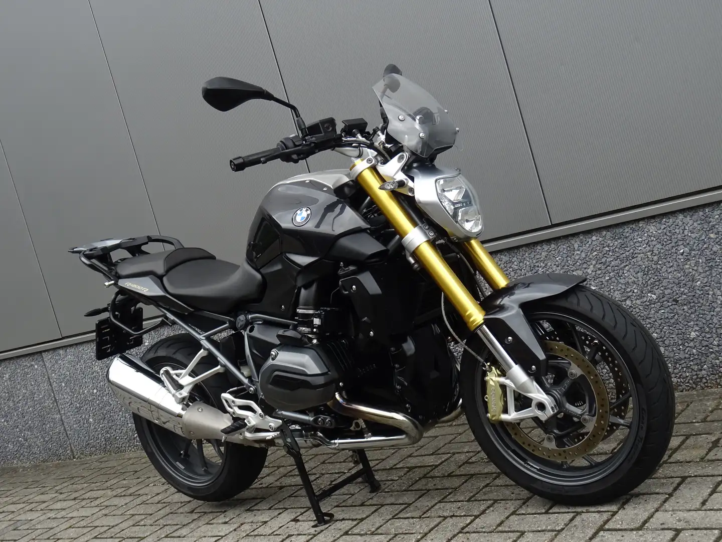 BMW R 1200 R LC ABS Grijs - 2