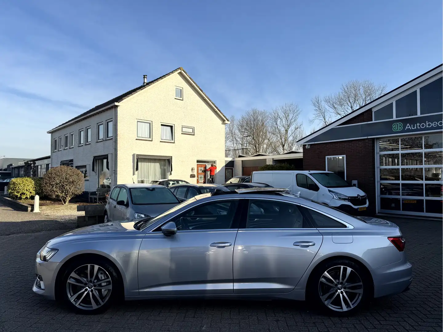 Audi A6 Limousine 50 TFSI PHEV quattro S edition Panoramad Grijs - 2