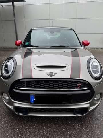 Imagine MINI Cooper S Sport-Aut.