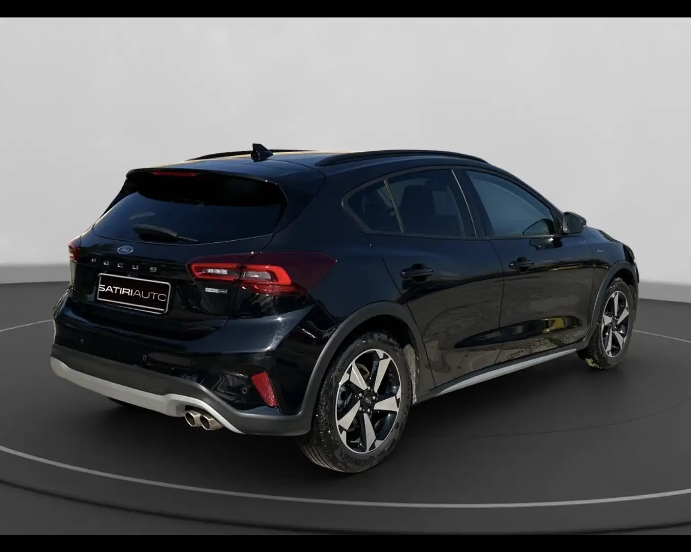 Ford Focus Active 1.0 ECB 125CV Hyb 5p Nero - 2