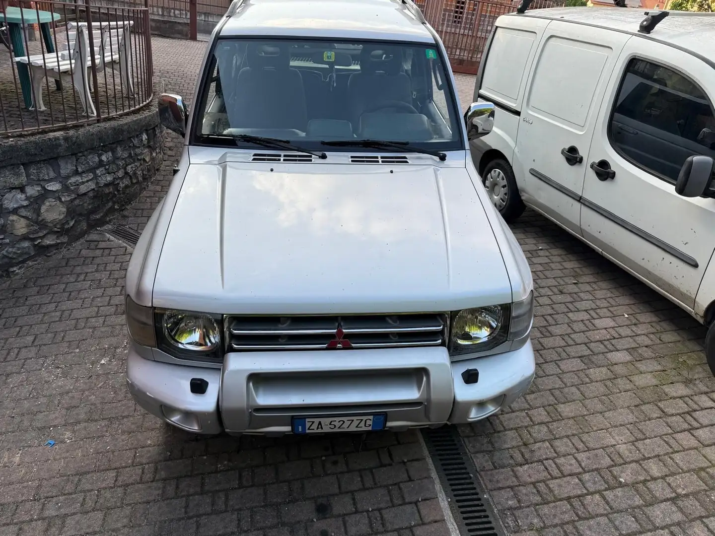 Mitsubishi Pajero Pajero Metal Top 2.5 tdi GLS Grigio - 2