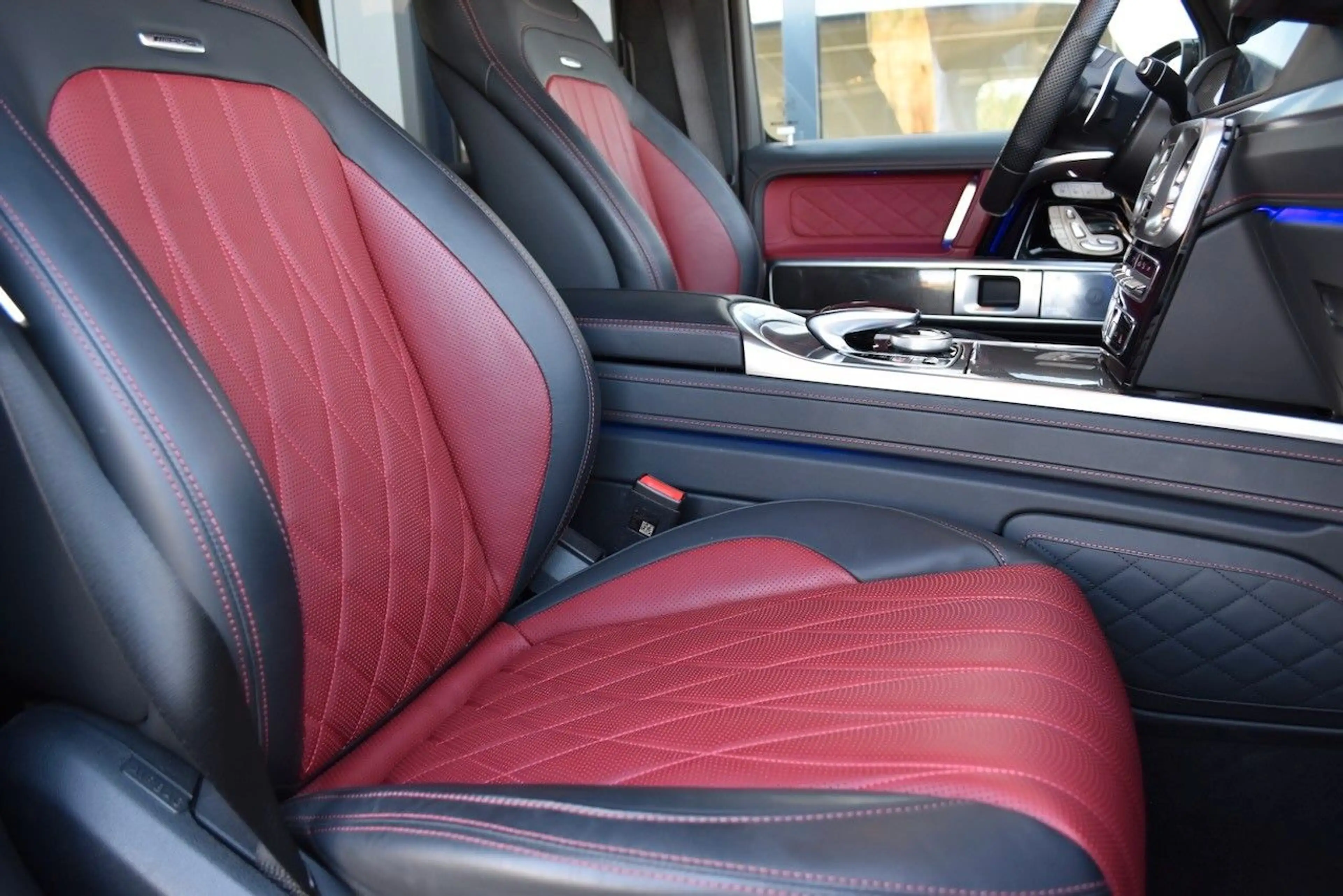 Mercedes-Benz G 63 AMG DRIVERS-PACK STANDHEIZ CARBON BURMESTER — photo 13