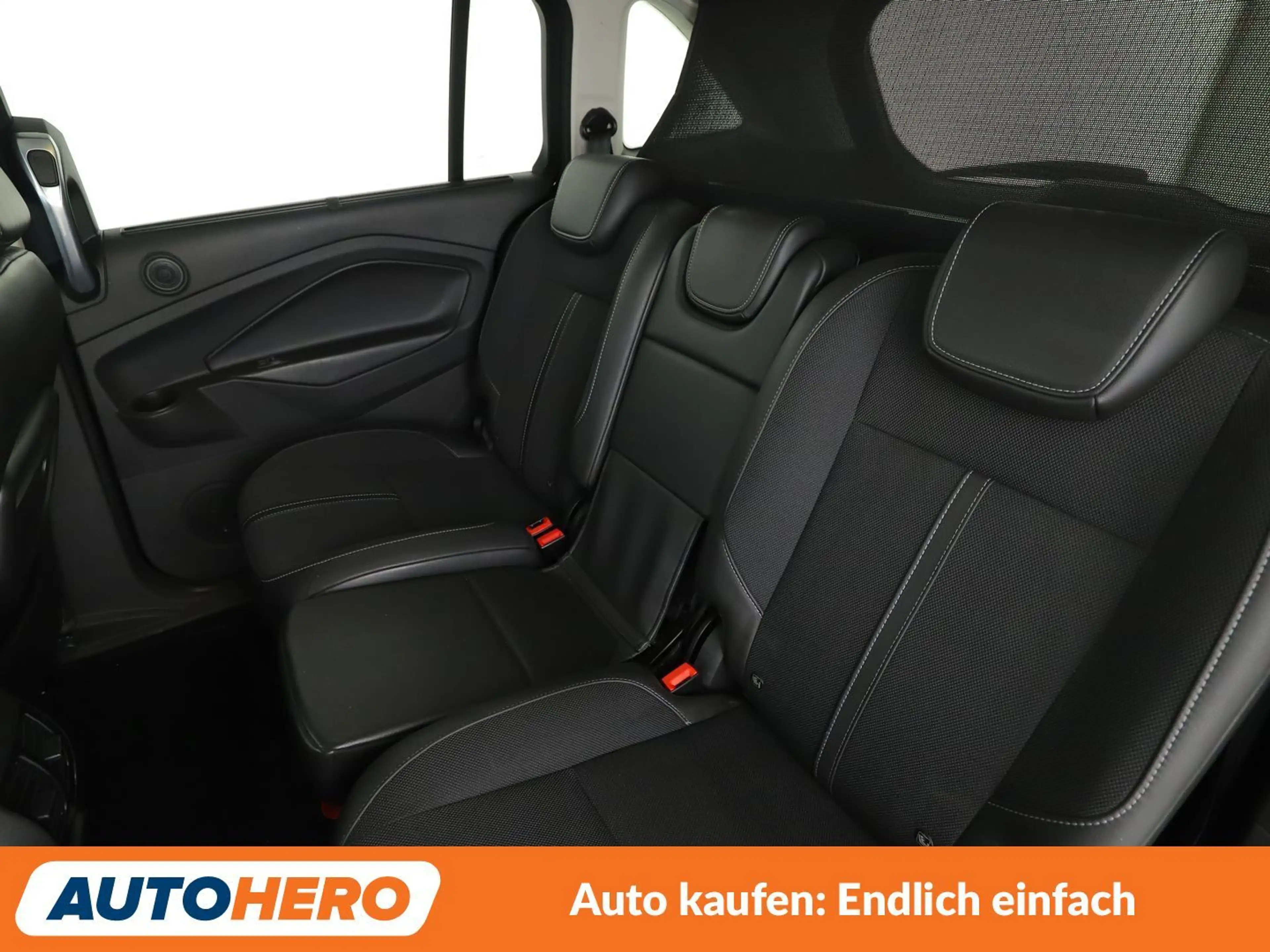 Ford Grand C-Max 1.5 EcoBoost Titanium Aut.*NAVI*BI-XENON*ACC* — photo 14