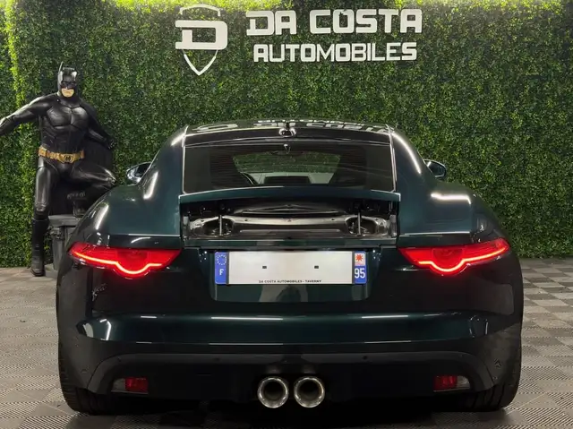Jaguar F-Type view 5