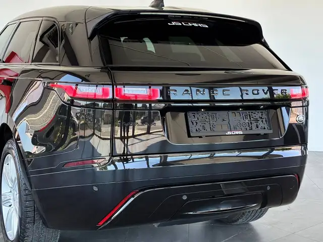 Land Rover Range Rover Velar view 12