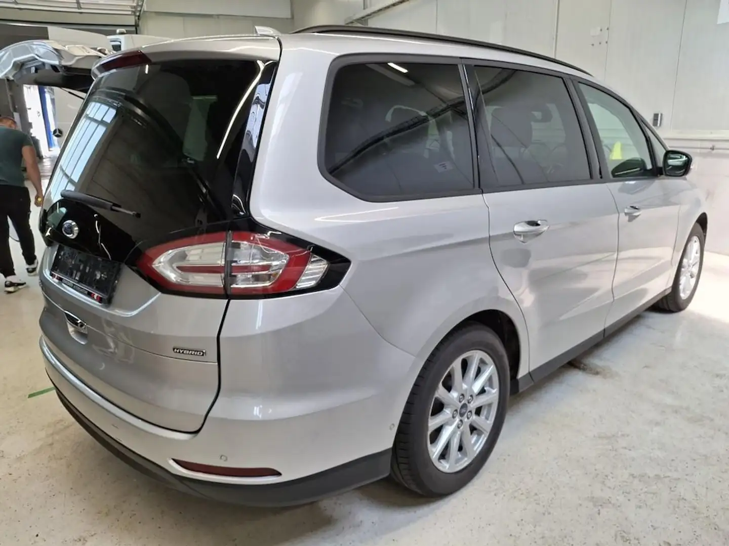 Ford Galaxy 2,5 Duratec FHEV Aut Edition **LED * NAVI * KAMERA Zilver - 2