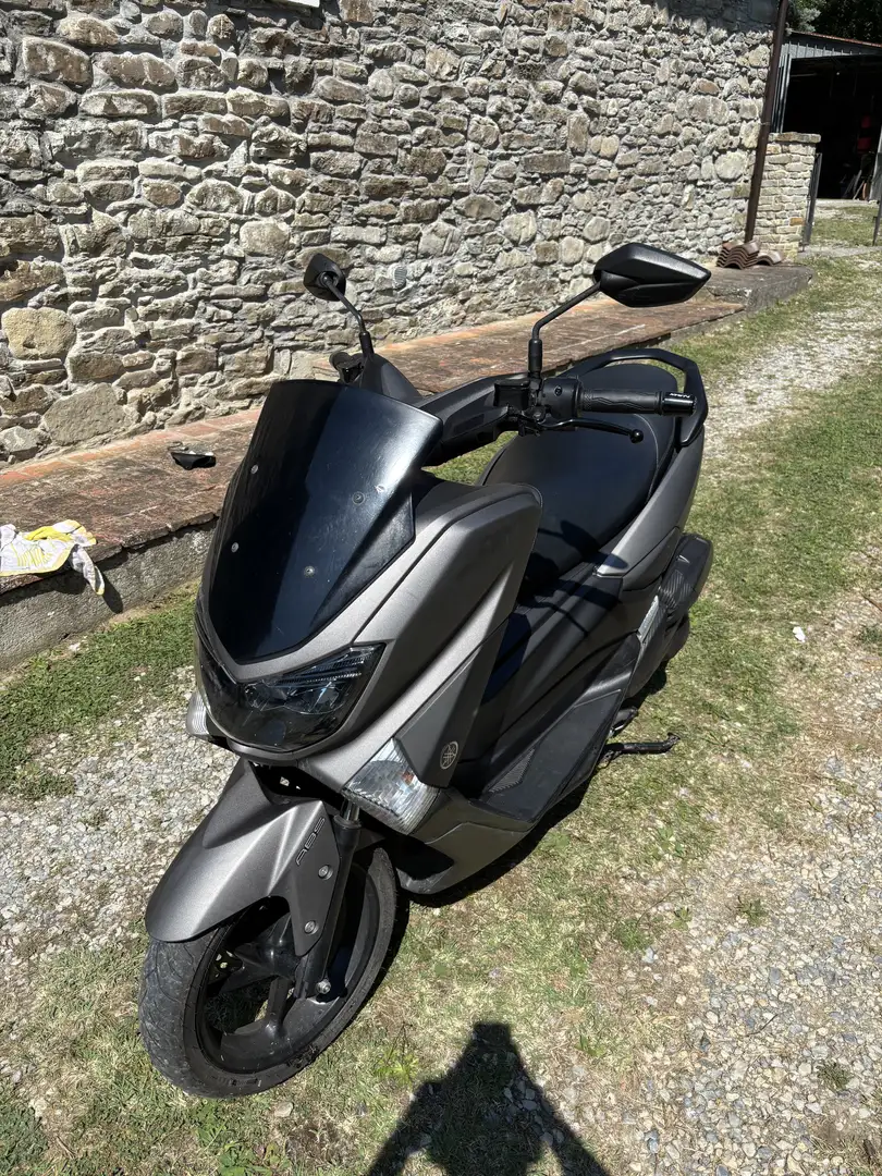 Yamaha NMAX - 1