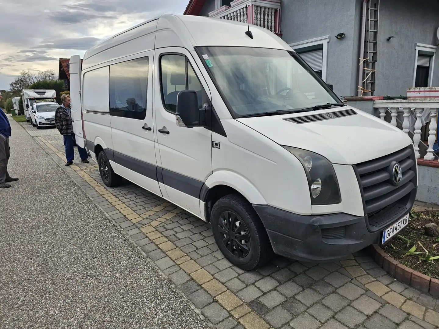 Volkswagen Crafter 35 Kasten-Doka 3-3 MR TDI - 1