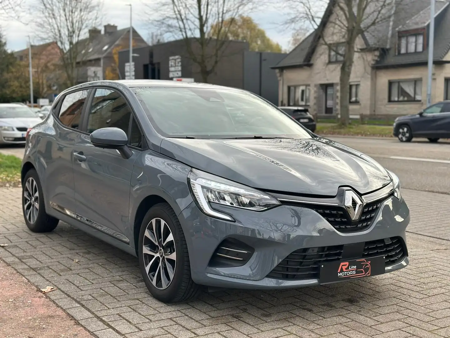 Renault Clio 1.0i- 9.950KM - Camera - Lane Assist - Navi Gris - 2