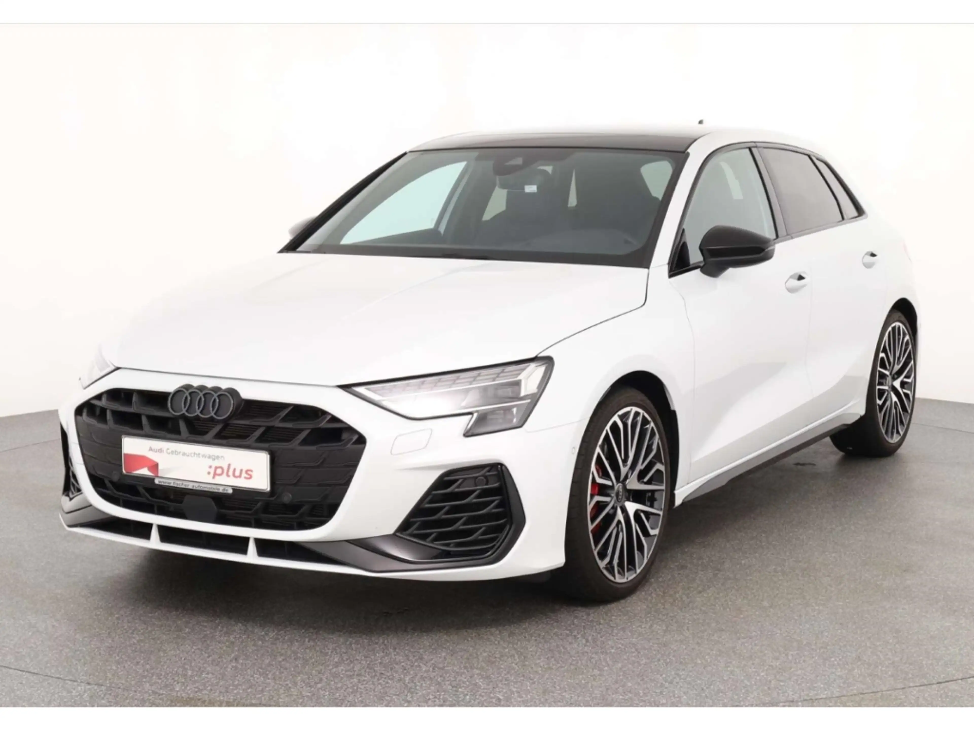 Audi S3 Sportback TFSI quattro — photo 2