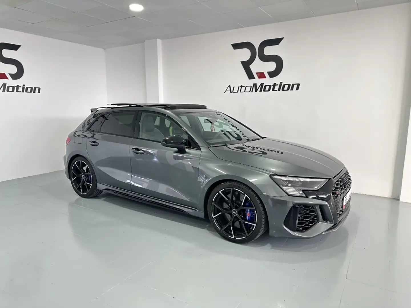 Audi RS3 Sportback quattro S tronic 294kW Gris - 1