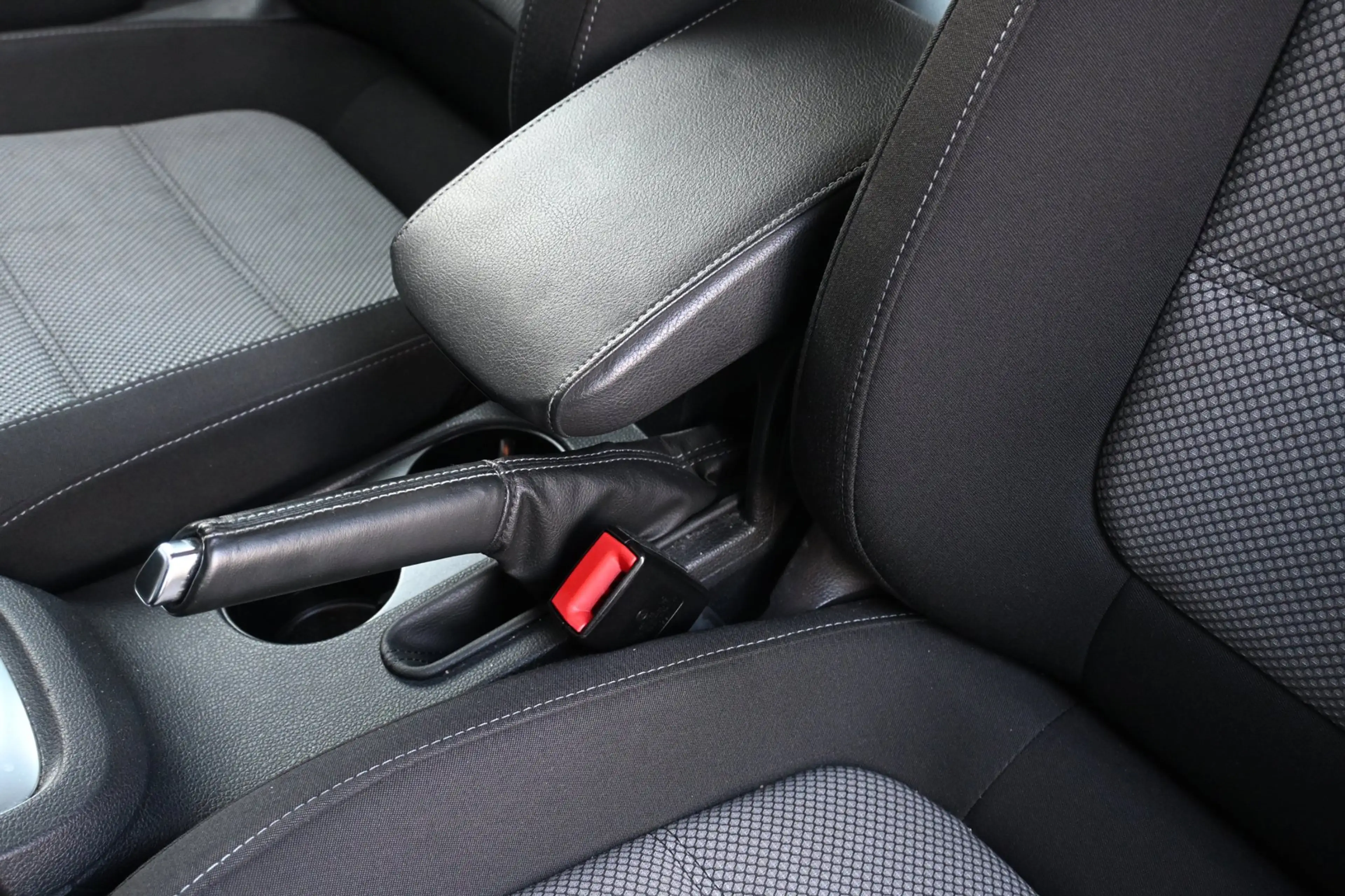 Volkswagen Jetta 1.4 TSI Hybrid Highline, Automaat, Climate, PDC V+ — photo 21