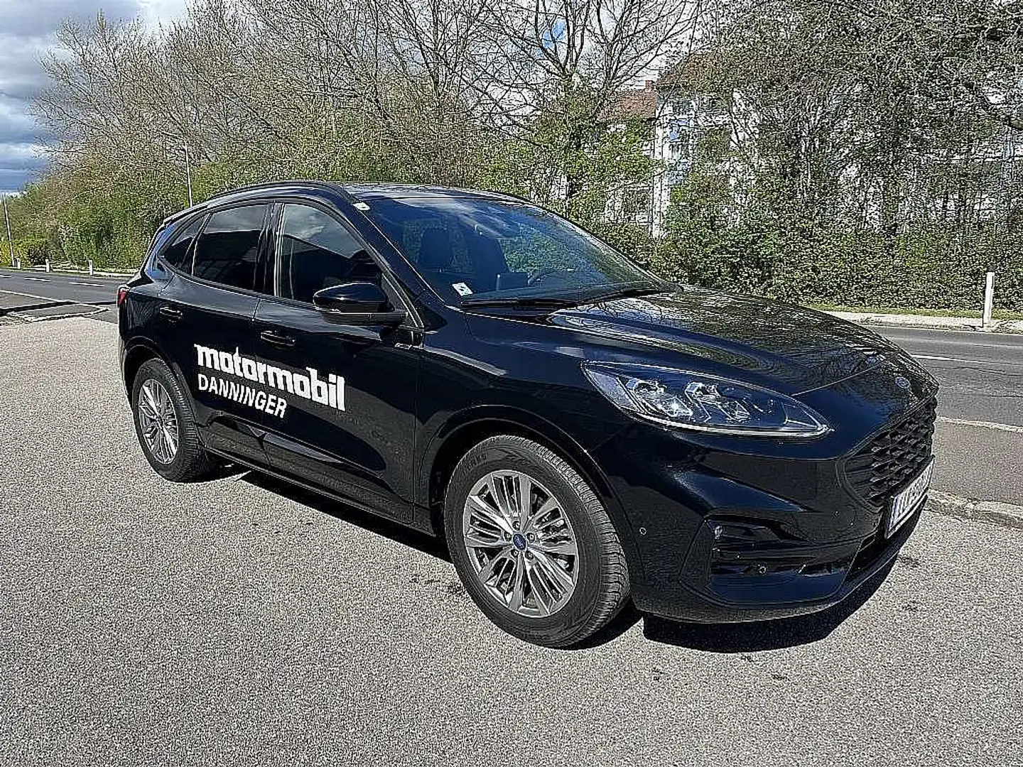 Ford Kuga 2,0 EcoBlue Hybrid ST-Line X Aut. Schwarz - 2
