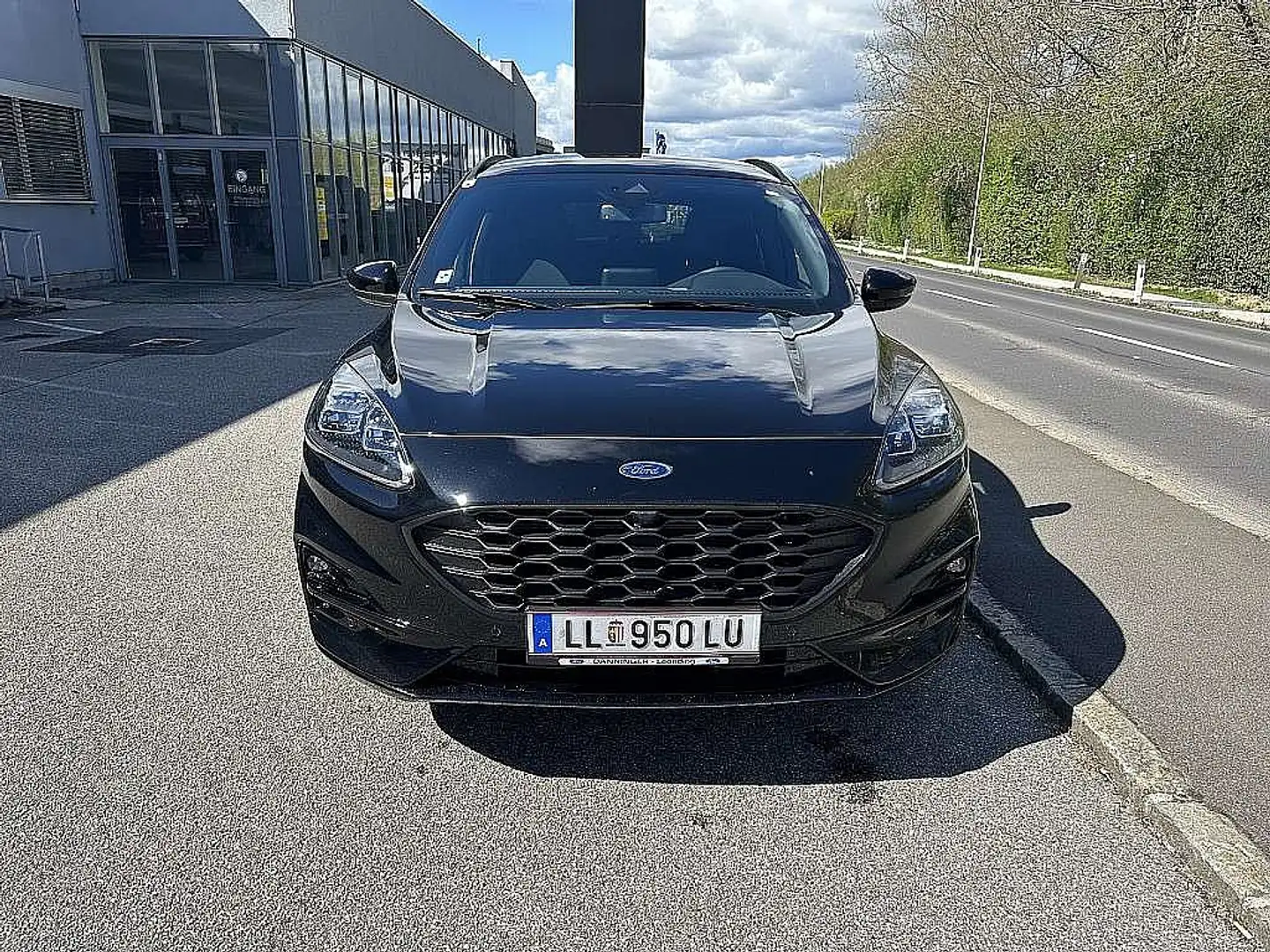 Ford Kuga 2,0 EcoBlue Hybrid ST-Line X Aut. Schwarz - 1
