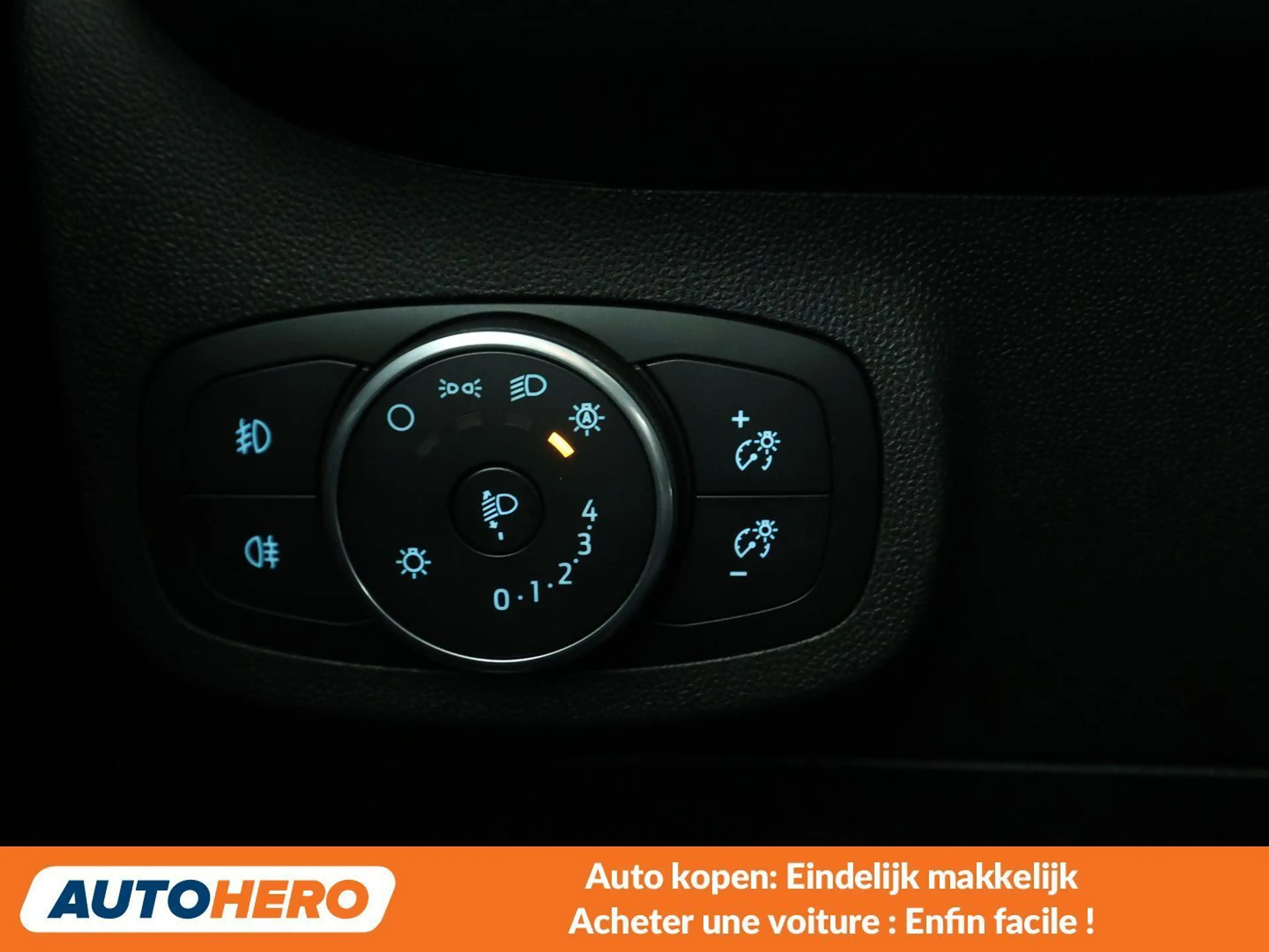 Ford Fiesta 1.0 EcoBoost Cool&Connect — photo 14