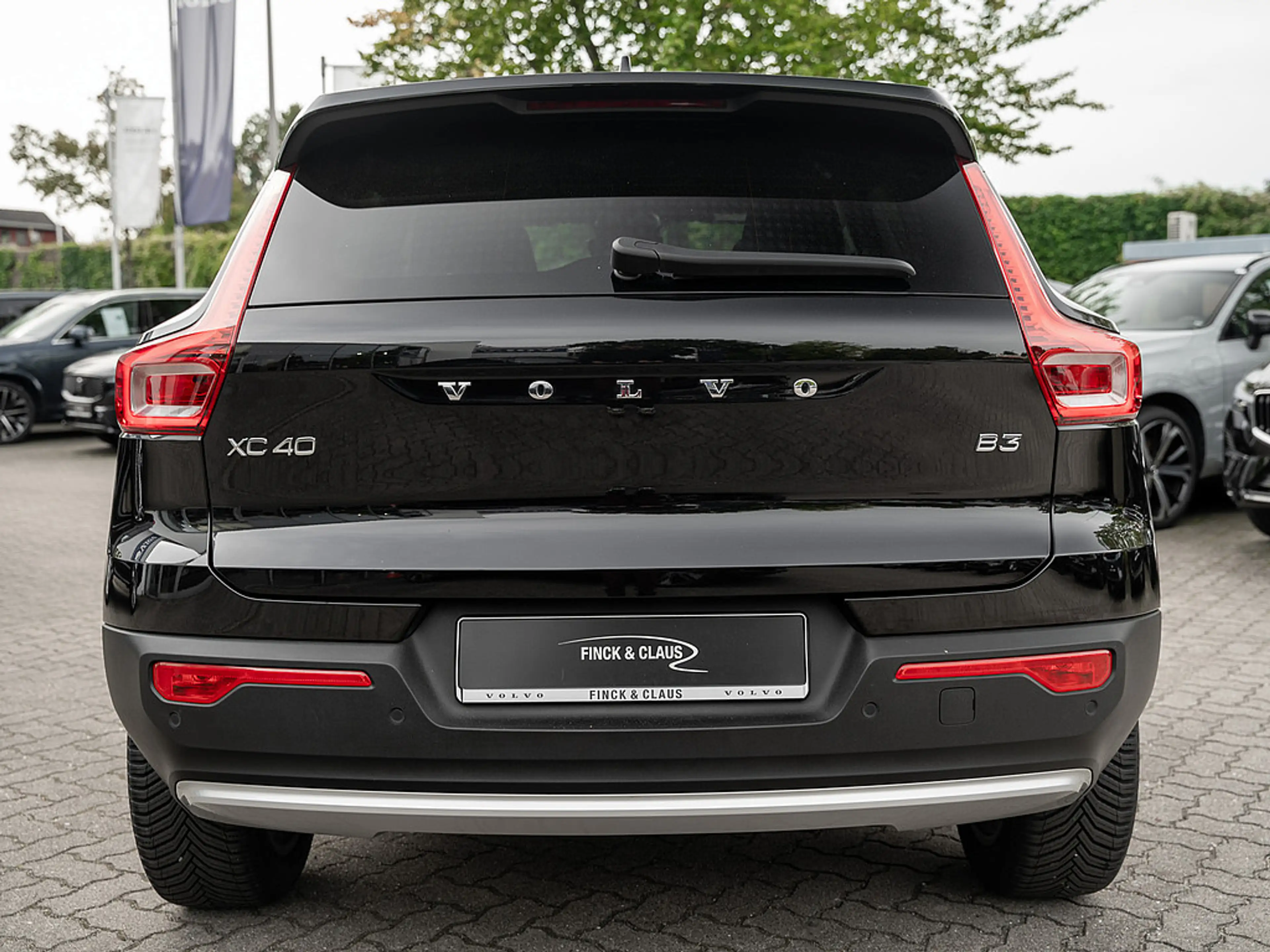 Volvo XC40 B3 Core 360-GRAD-KAMERA LED ACC W-LAN — photo 7
