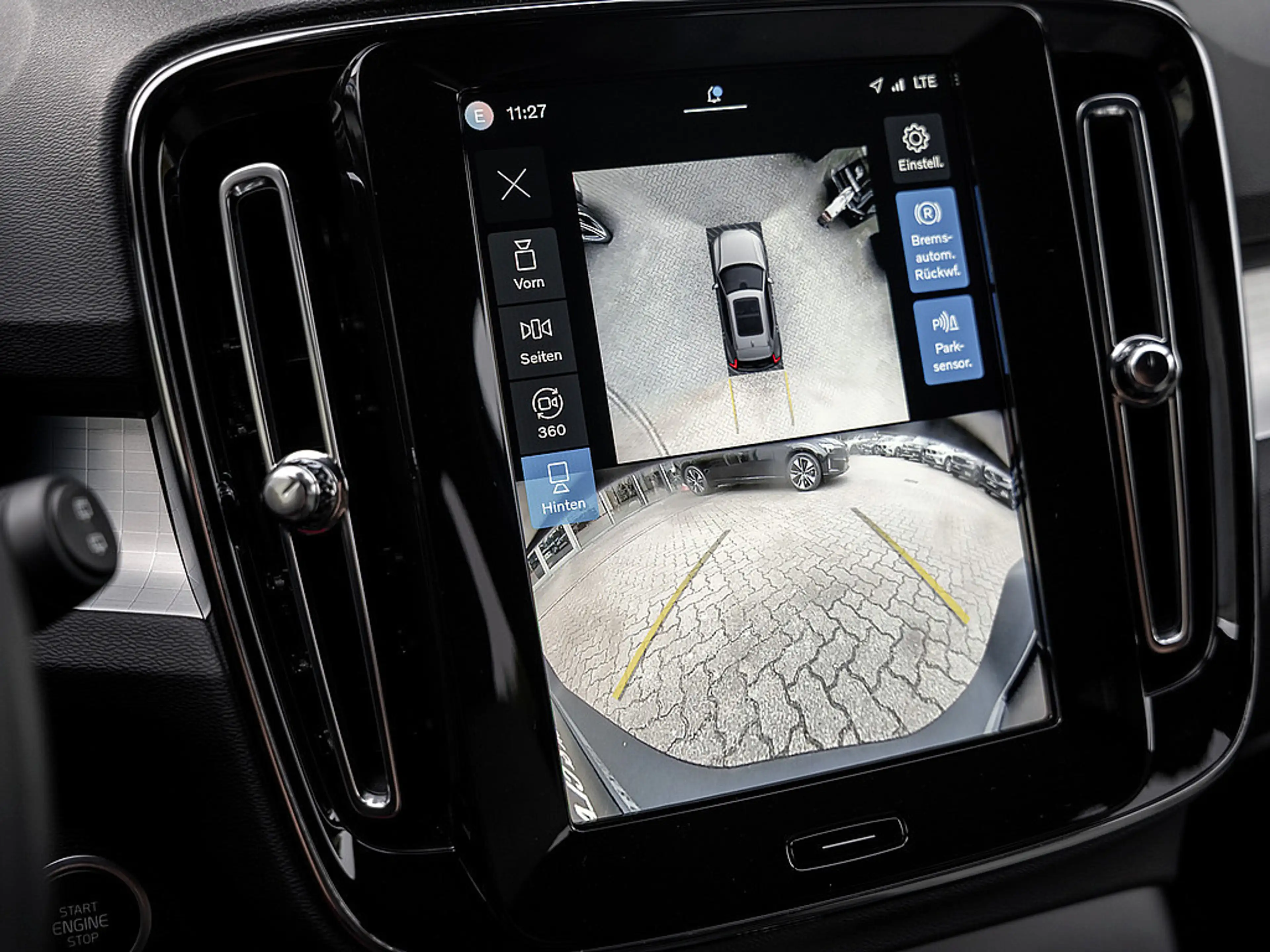 Volvo XC40 B3 Core 360-GRAD-KAMERA LED ACC W-LAN — photo 11