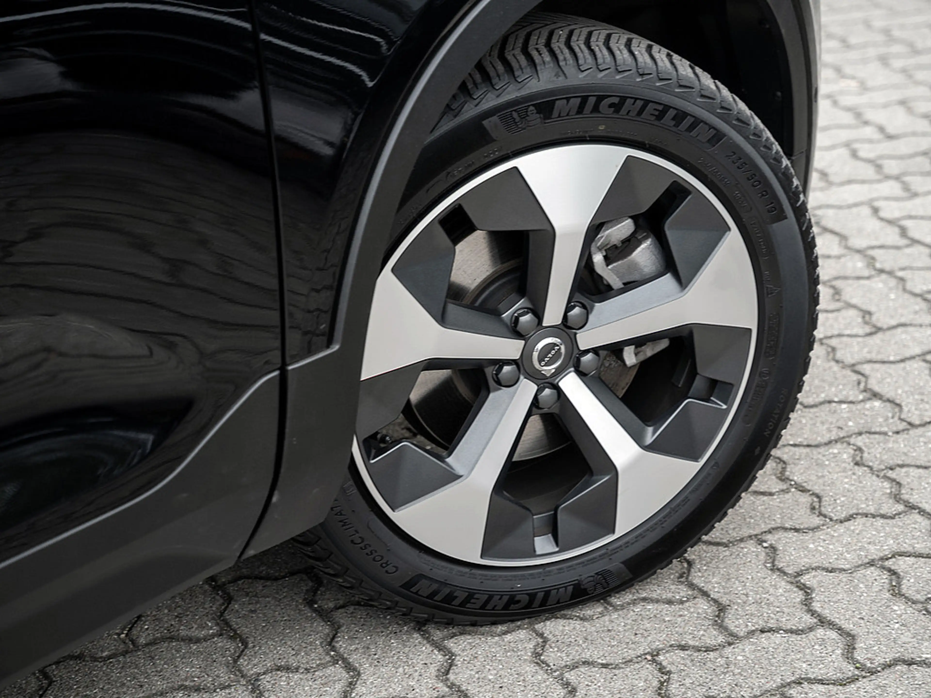 Volvo XC40 B3 Core 360-GRAD-KAMERA LED ACC W-LAN — photo 5