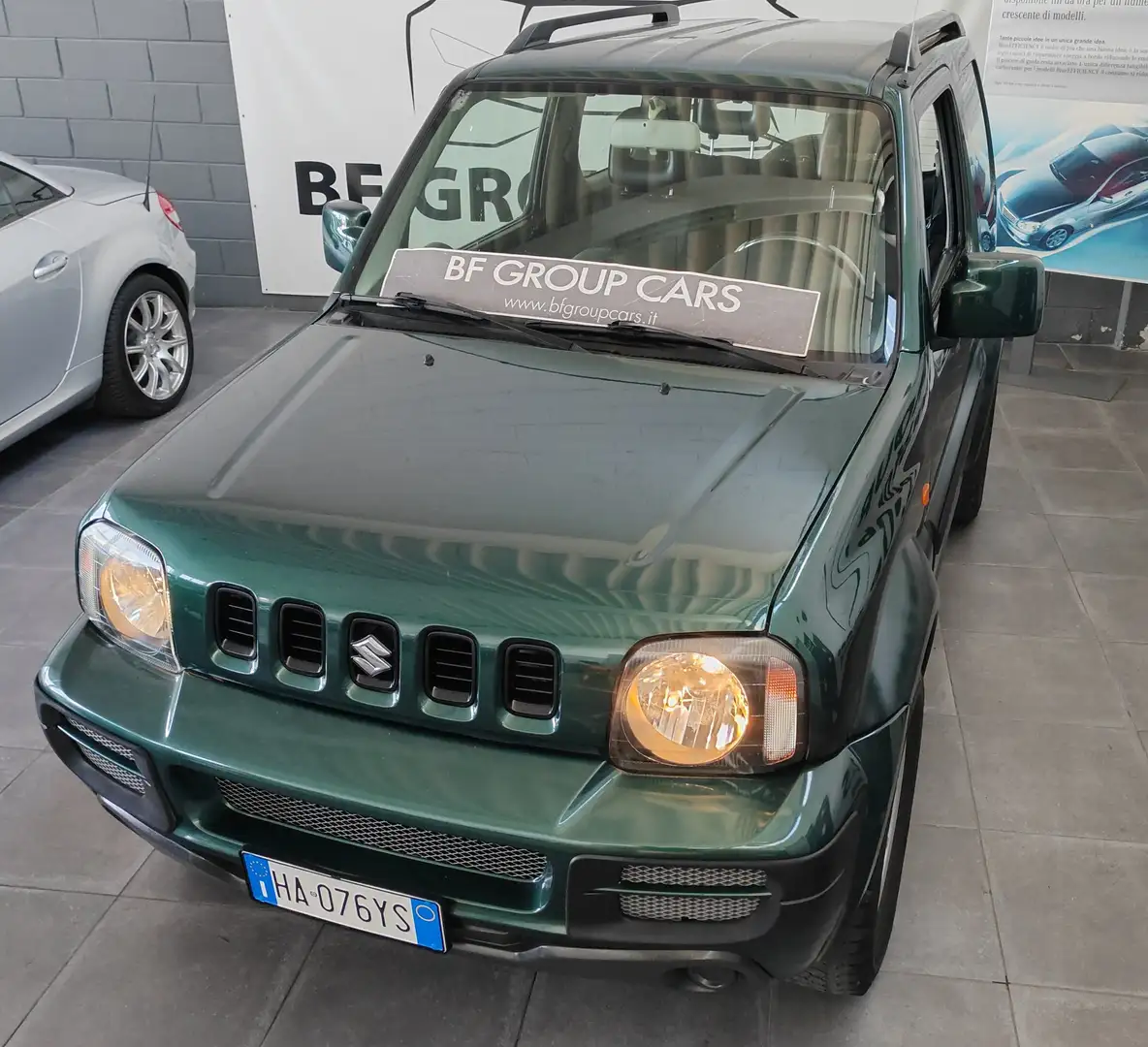 Suzuki Jimny Jimny 1.3 CONFORT 4wd   * CAMBIO automatica* Verde - 1