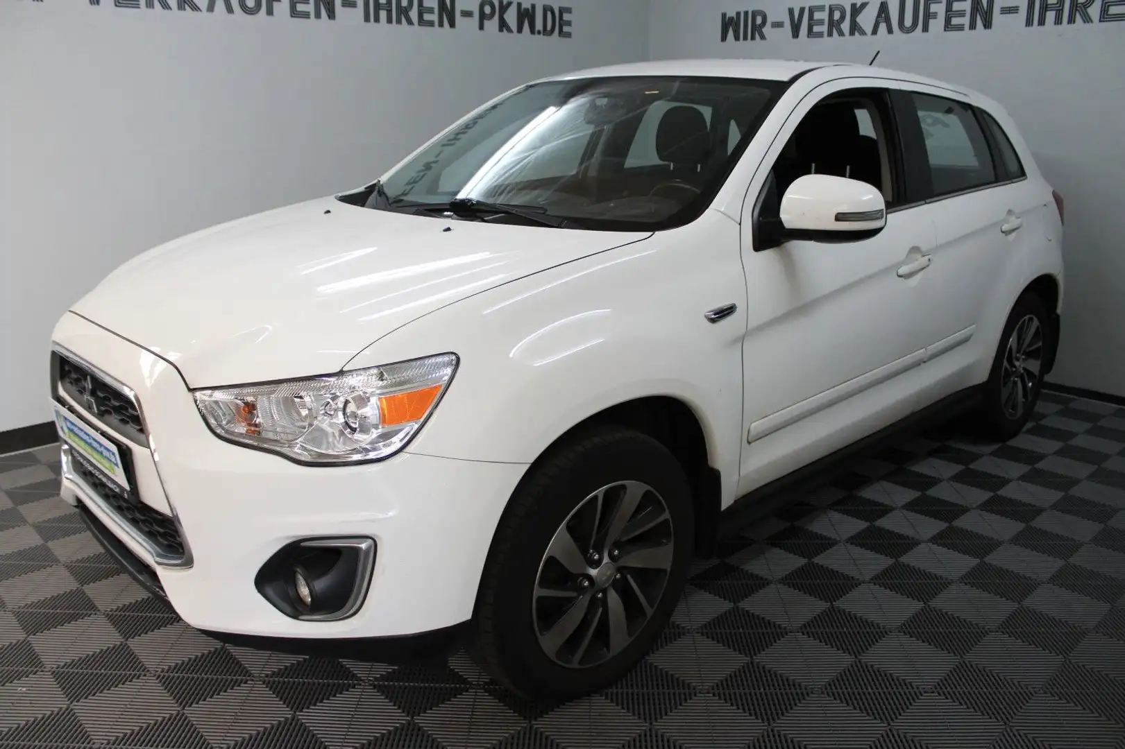 Mitsubishi ASX 2WD 1.8 DI-D RFK AHK 8x Räder TÜV 03-27 Weiß - 1