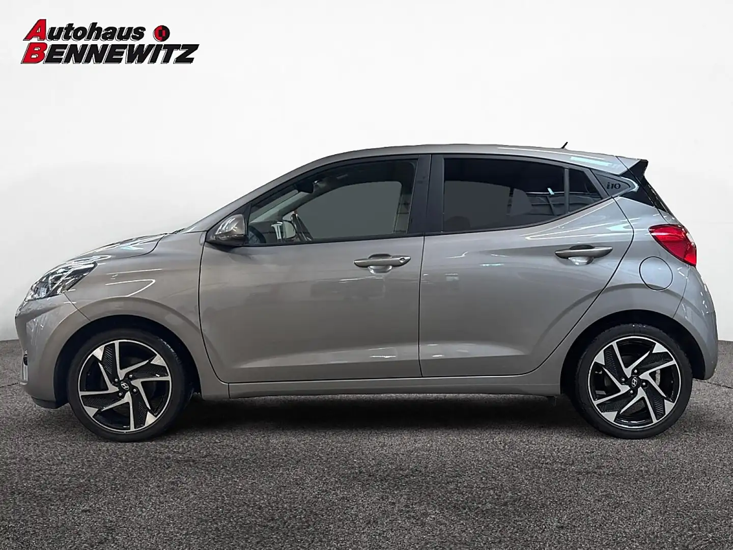 Hyundai i10 1,0 Edition 30 Plus Grau - 2
