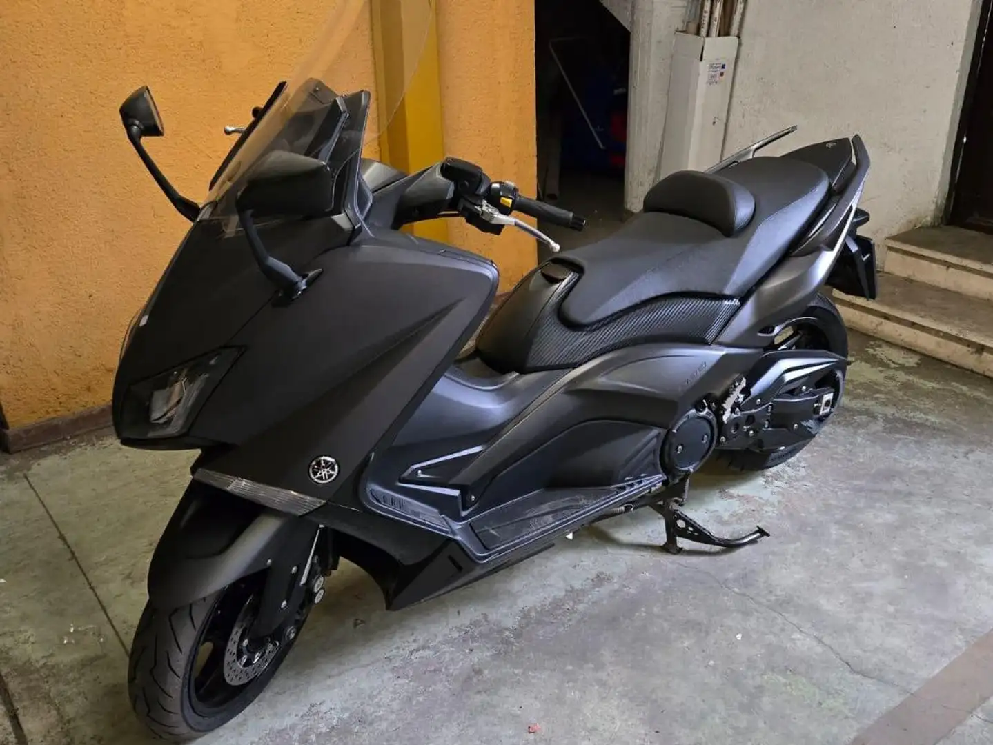 Yamaha TMAX 530 Grigio - 1