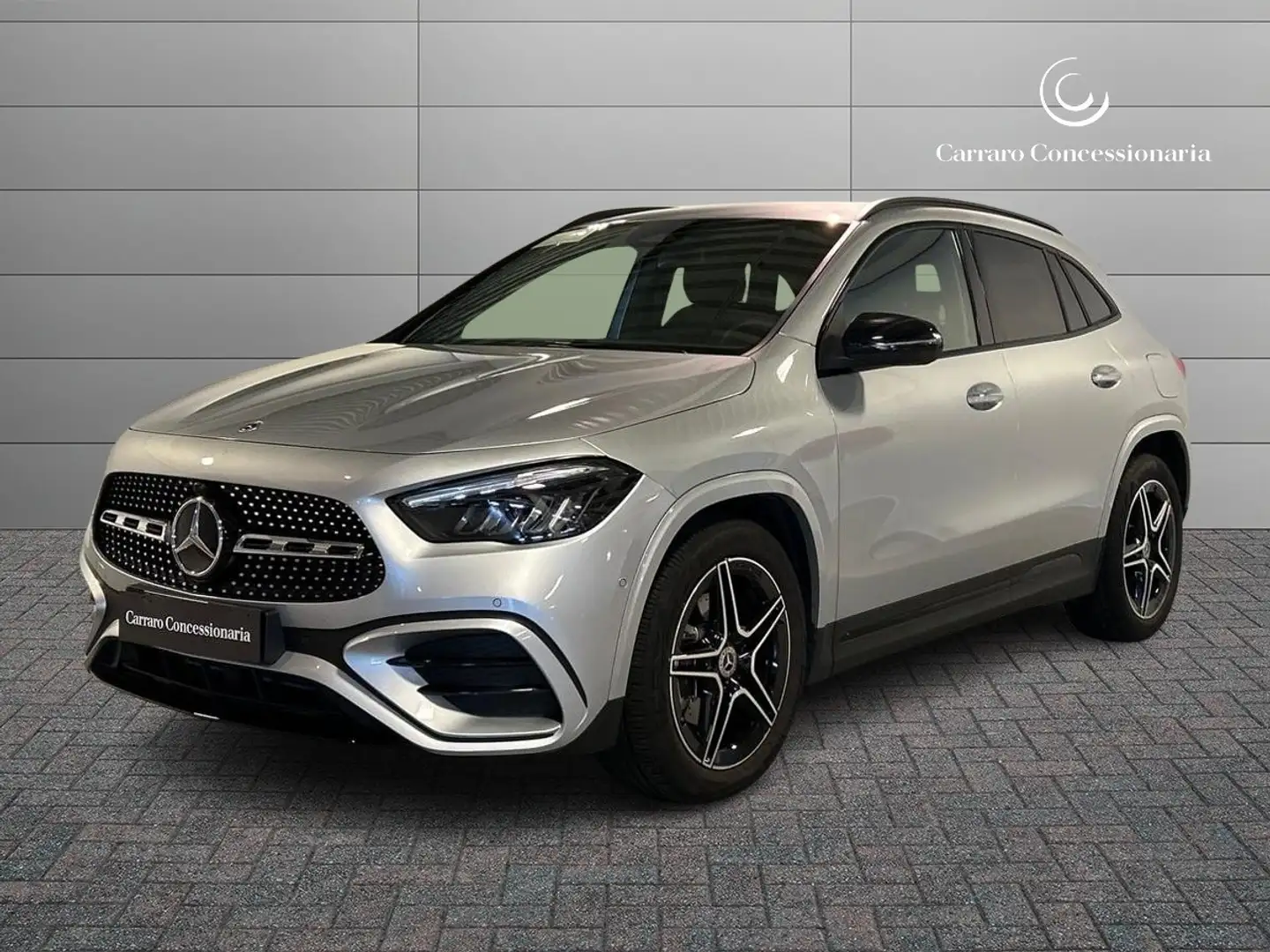 Mercedes-Benz GLA 200 - GLA 200 d AMG Line Advanced Plus auto Argento - 1