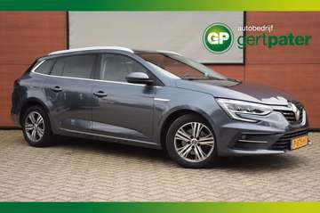 Estate 1.6 Plug-in Hybrid 160 Intens Headup/Camera