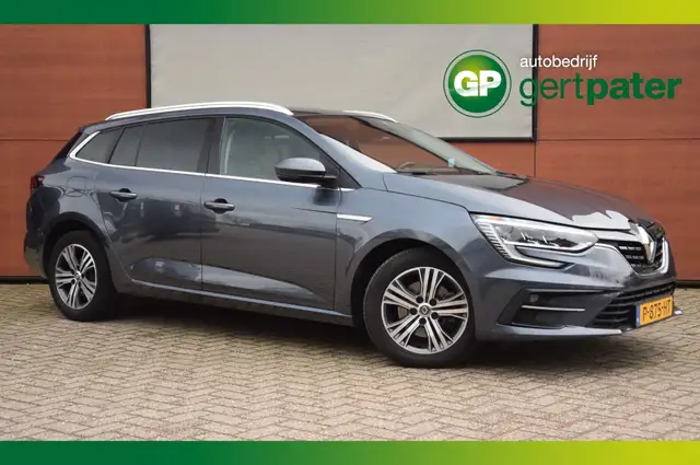 Renault Megane E-Tech Estate 1.6 Plug-in Hybrid 160 Intens Headup/Camera