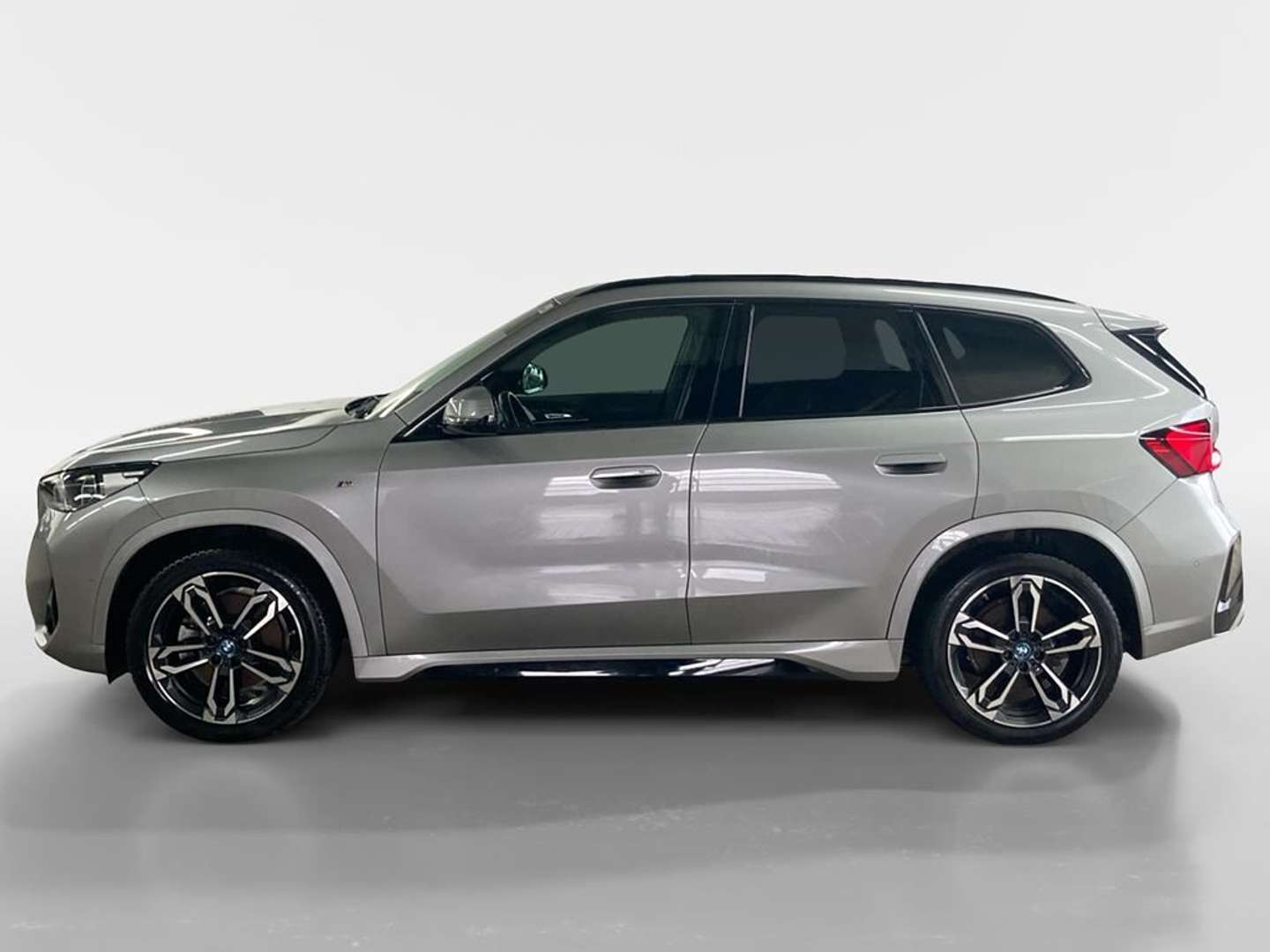 BMW IX1 M Sport -  - Joinsteer - #3