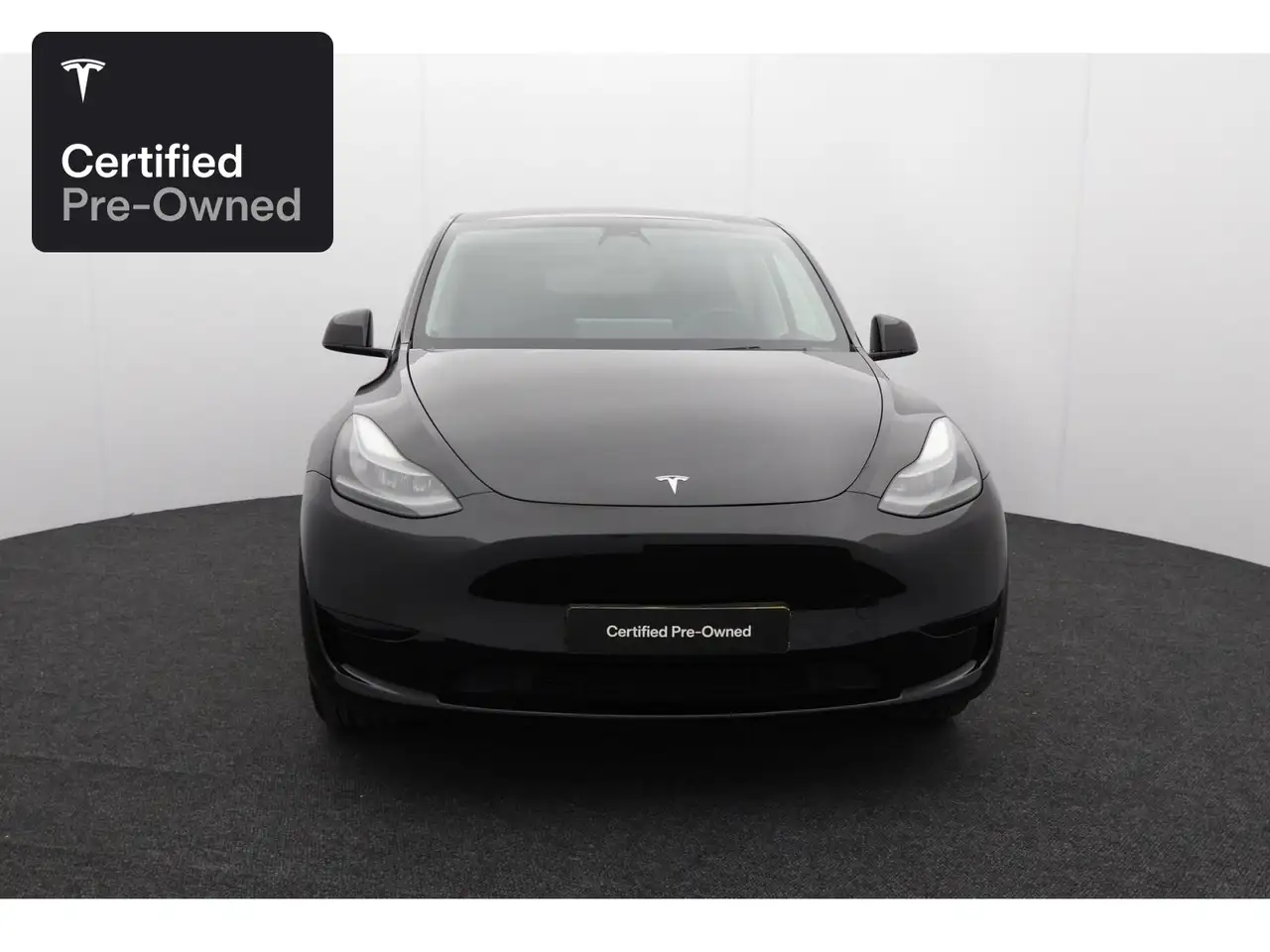 2024 Tesla Model Y Rear-Wheel Drive "Certified Pre-Owned", photograph 3