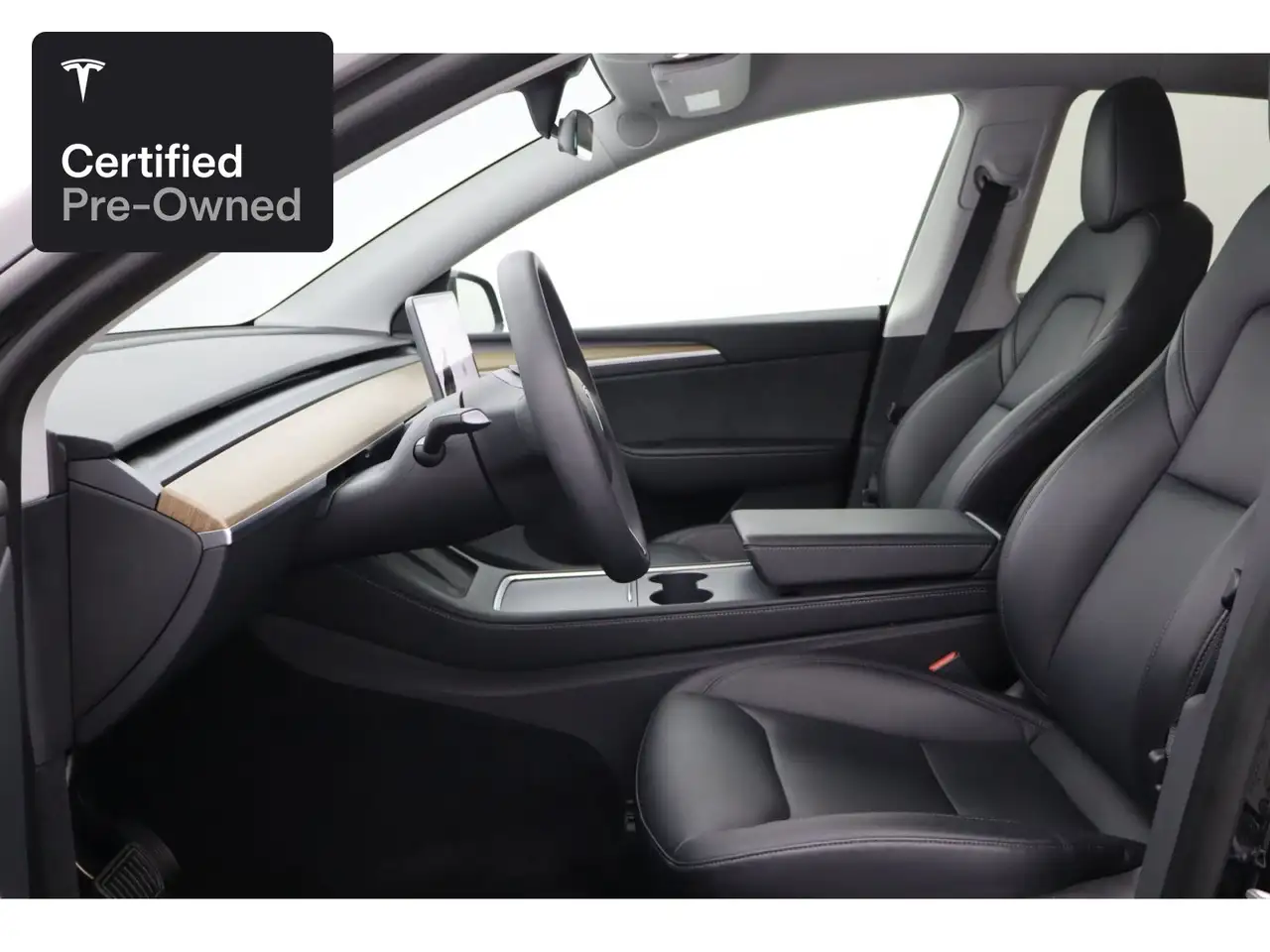 2024 Tesla Model Y Rear-Wheel Drive "Certified Pre-Owned", photograph 11