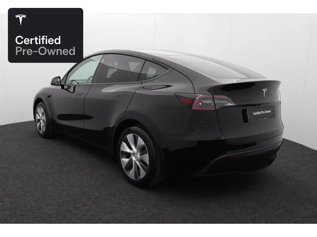 2024 Tesla Model Y Rear-Wheel Drive "Certified Pre-Owned", photograph 6