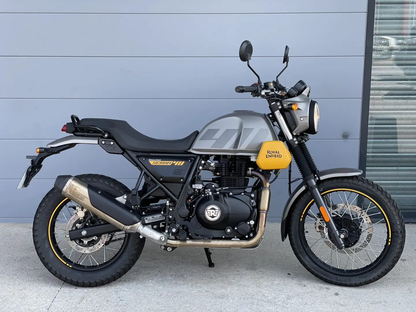 Royal Enfield Scram 411 - 1