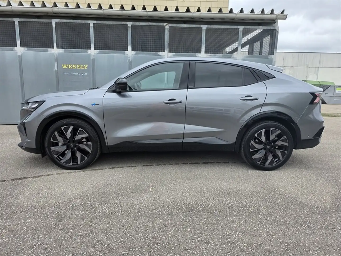 Renault Rafale E-Tech Full Hybrid 200 Esprit Alpine Aut. Grau - 2