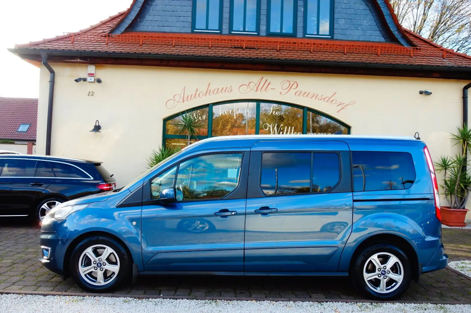 Ford Grand Tourneo Connect Titanium 1,5TDCi,7-Sitzer Bleu - 2