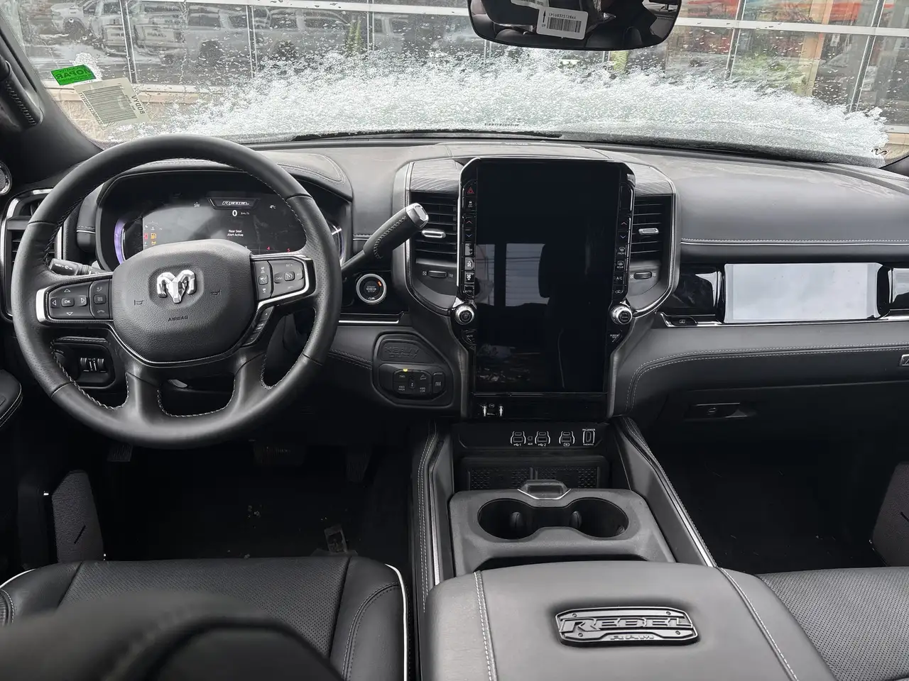 RAM 2500 снимка RAM 2500