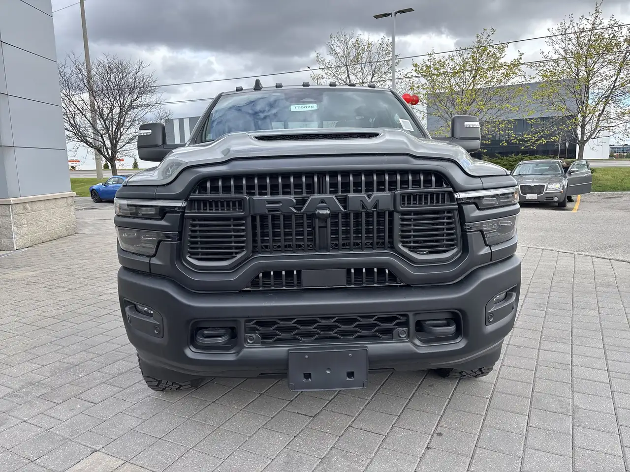 RAM 2500 снимка RAM 2500