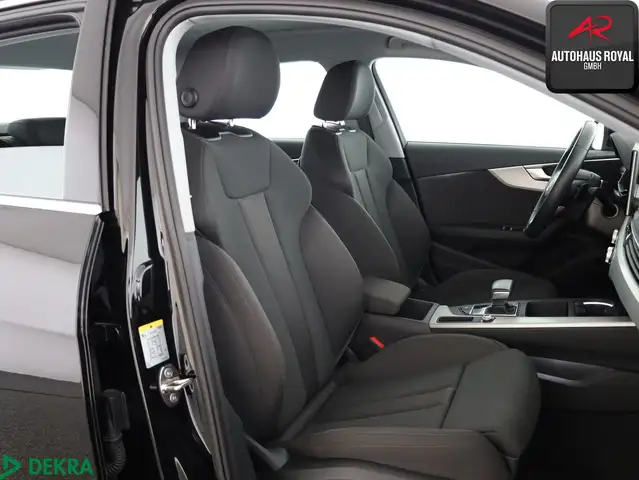 Audi A4 view 11