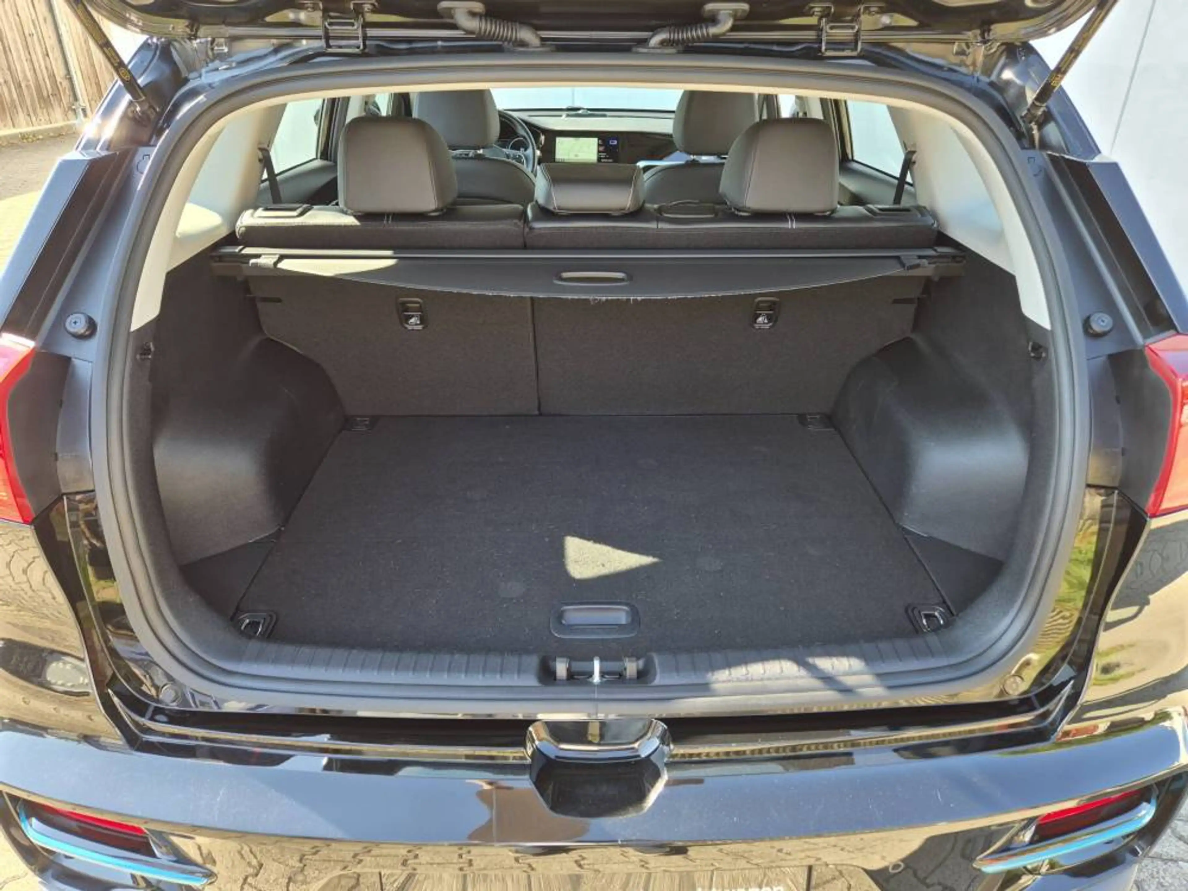 Kia e-Niro 64 kWh Vision 3-ph. Batteriezertifikat — photo 12