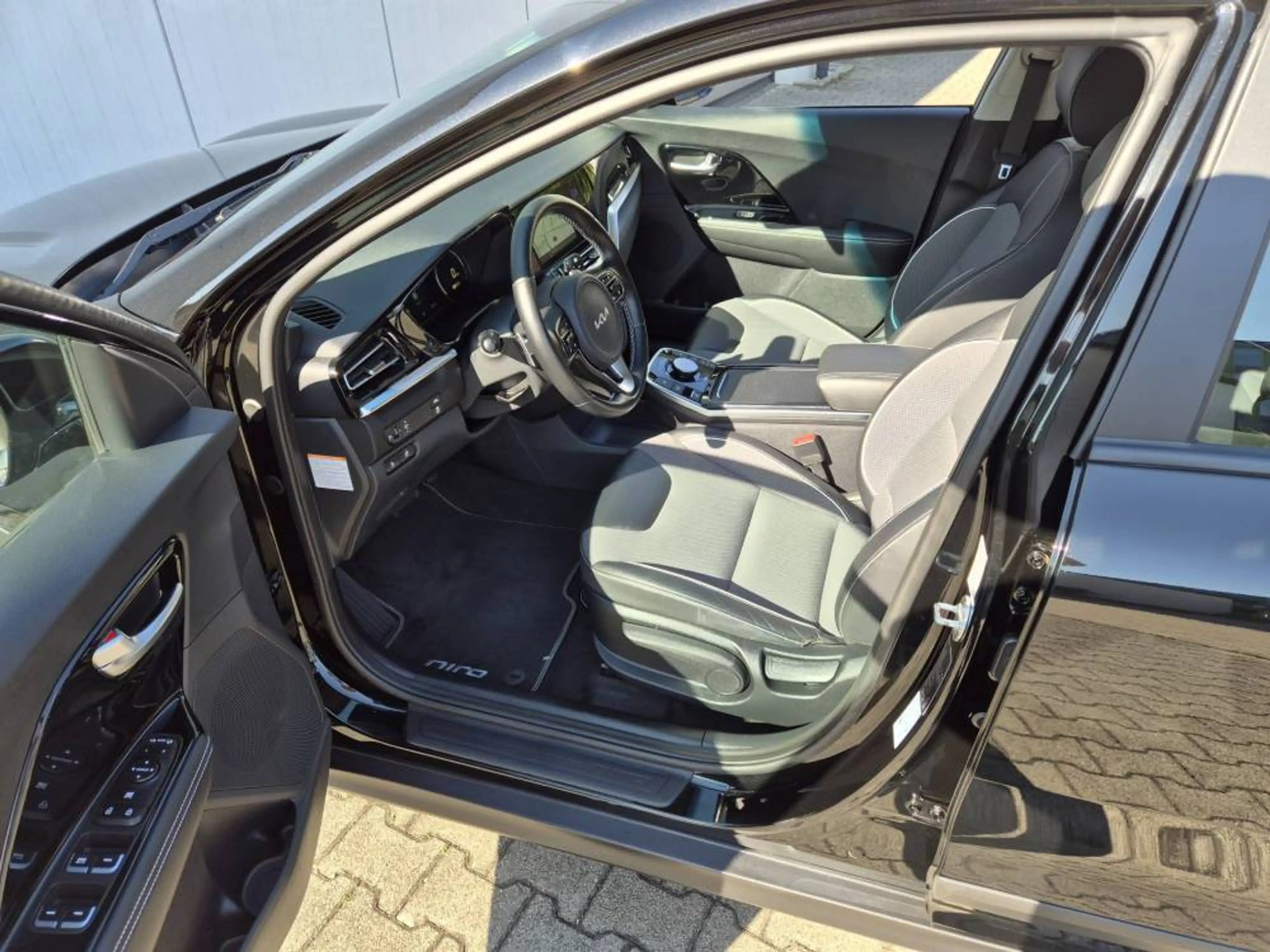 Kia e-Niro 64 kWh Vision 3-ph. Batteriezertifikat — photo 8