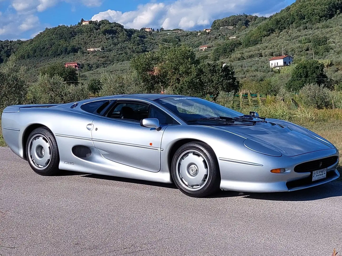Jaguar XJ 220 Plateado - 1