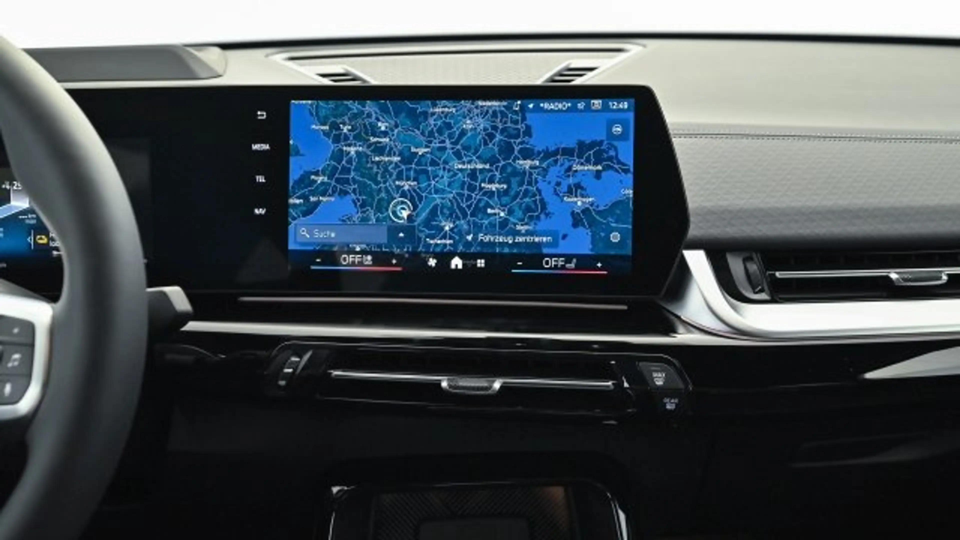 BMW iX2 eDrive20 U10 HB0 — photo 14